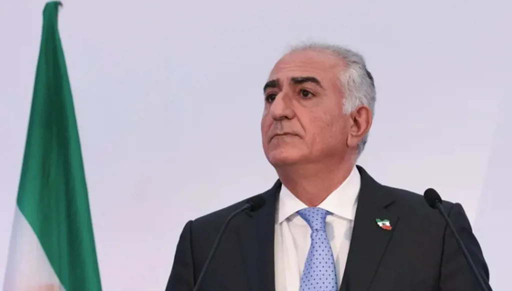 رضا بهلوي: إيران على أعتاب تحول تاريخي... وسنطلق قناة الثورة عبر "ياه سات"