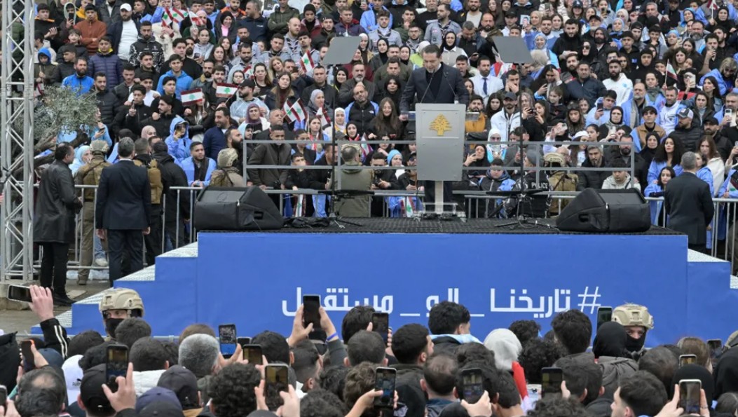 الرئيس الحريري يلقي كلمة في أنصاره في ذكرى استشهاد والده الشهيد رفيق الحريري في وسط بيروت. (النهار)