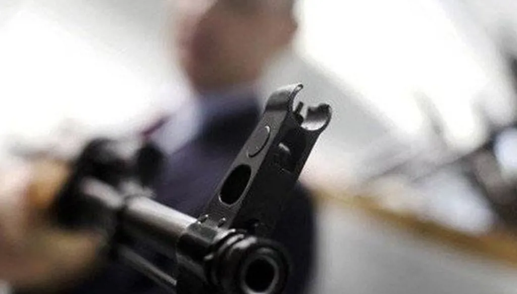 "سرقوا بأكثر من 400 ألف دولار"...  أخطر عصابات السطو المسلّح بقبضة الأمن!