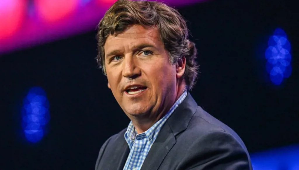 تاكر كارلسون: احتُجزنا في إسرائيل وصادروا جوازاتنا بعد مقابلة مع سفير ترامب