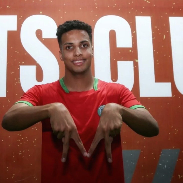 مصطفى مطاوع.