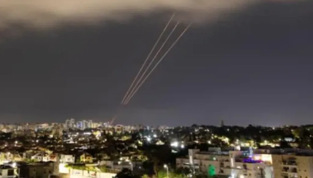 تقديرات إسرائيلية: هذه الجبهات قد تشتعل إذا ضُربت إيران