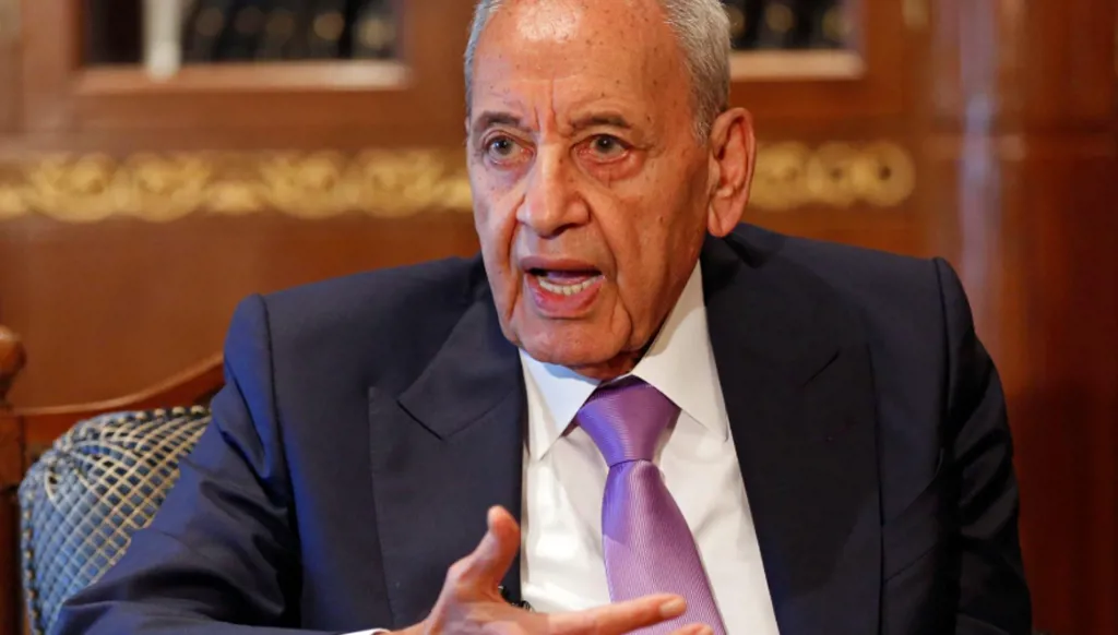 اتصال بين ماكرون وبري لبحث تطورات الضاحية والعدوان الإسرائيلي