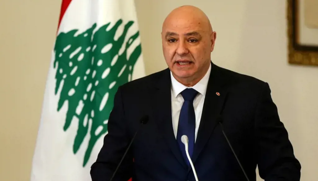 عون يطلب من ماكرون التدخل لعدم استهداف الضاحية