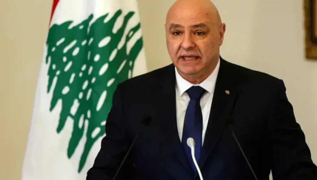 ماكرون يبحث مع الرئيس اللبناني في التصعيد الإسرائيلي وسبل وقف الاعتداءات