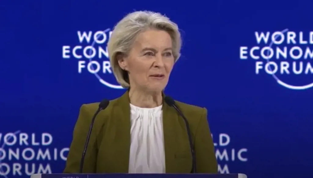 فوندر لاين: يجب أن نضمن للبنان السيادة والاستقرار