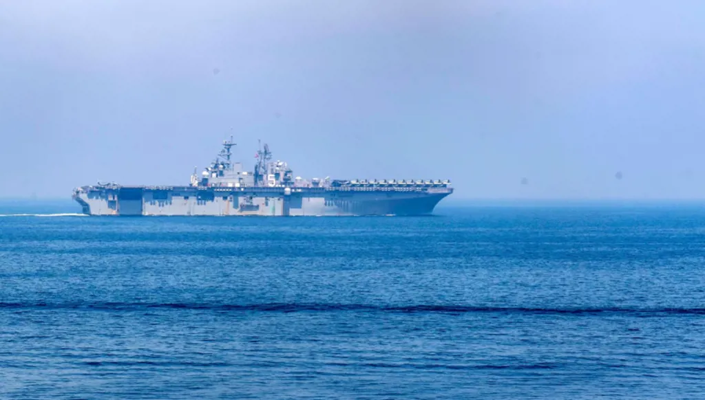 واشنطن تحشد عسكرياً في الشرق الأوسط: 2200 من المارينز على متن سفن حربية