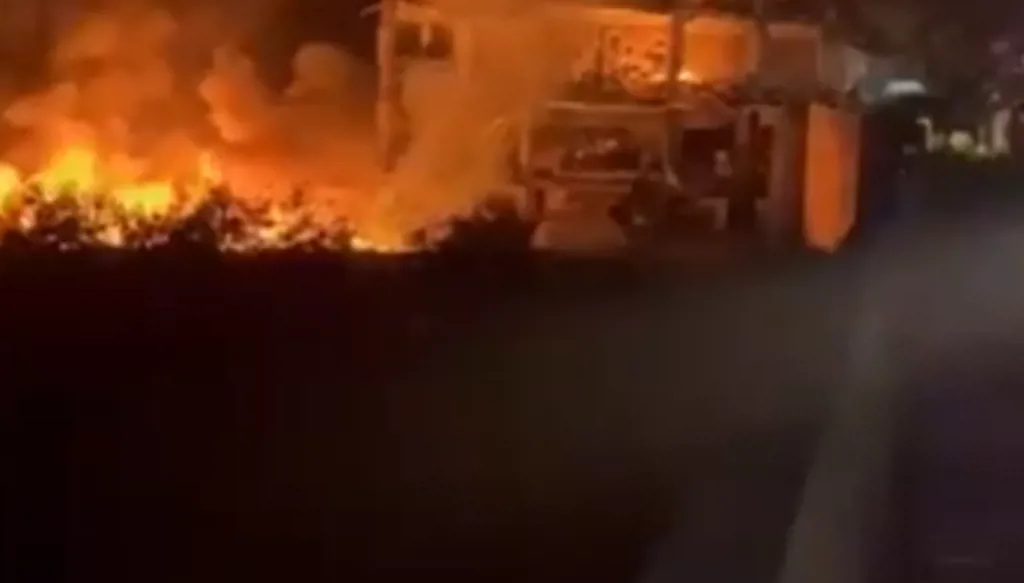 مجزرة برج قلاويه… وزارة الصحة: استشهاد 12 من الطواقم الطبية بغارة إسرائيلية