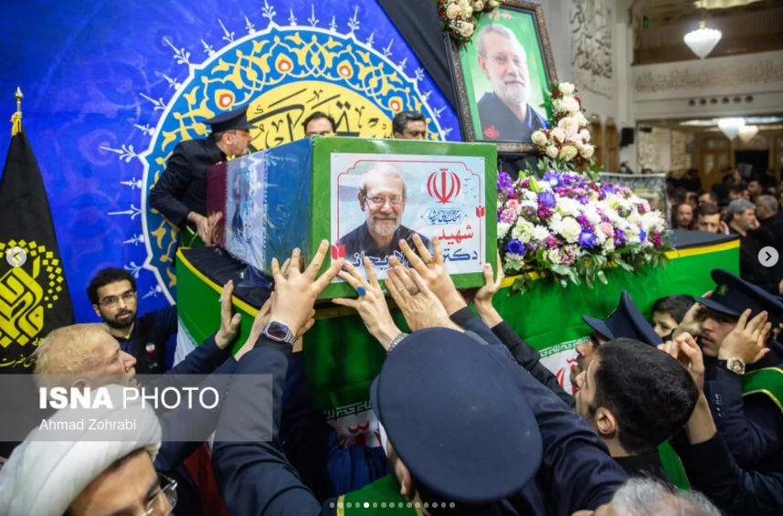 صورة لتابوت لاريجاني