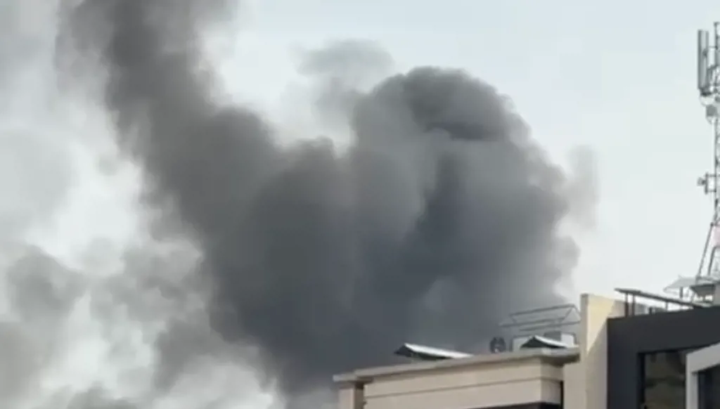 طائرة مسيرة تستهدف مقر المخابرات العراقية في بغداد (فيديو)