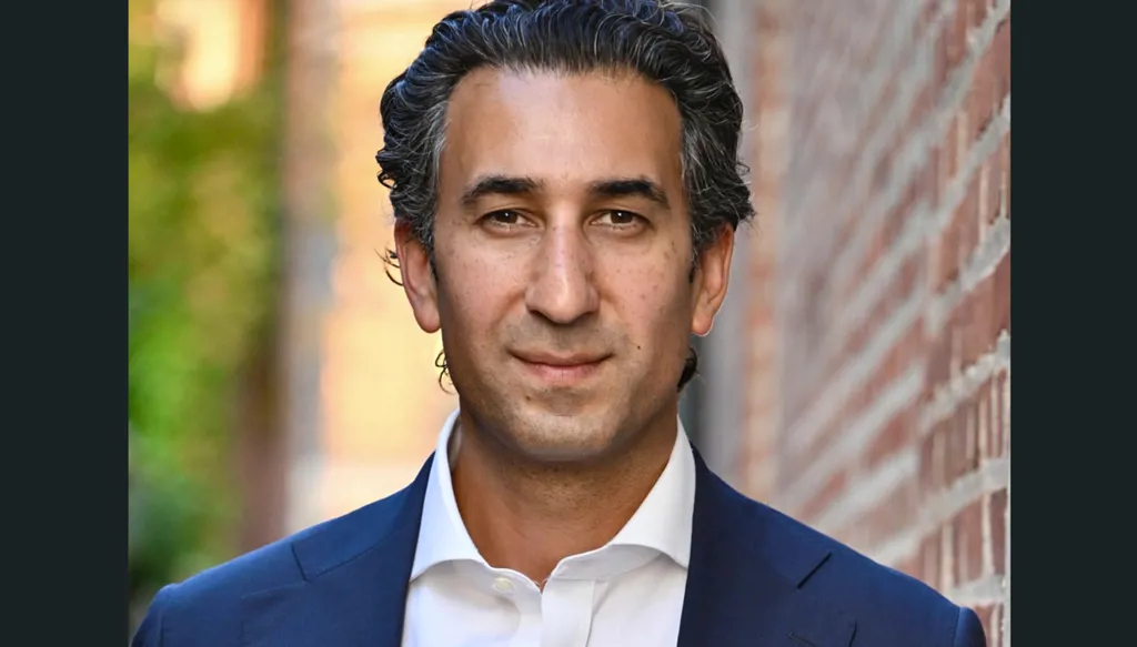 كريم سجادبور لـ"النّهار": الخليج يبني بالاستقرار وإيران بالفوضى... مجتبى أقرب إلى مرحلة انتقاليّة