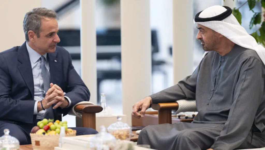 الإمارات واليونان توقّعان اتفاقاً في الذكاء الاصطناعي والتكنولوجيا المتقدمة