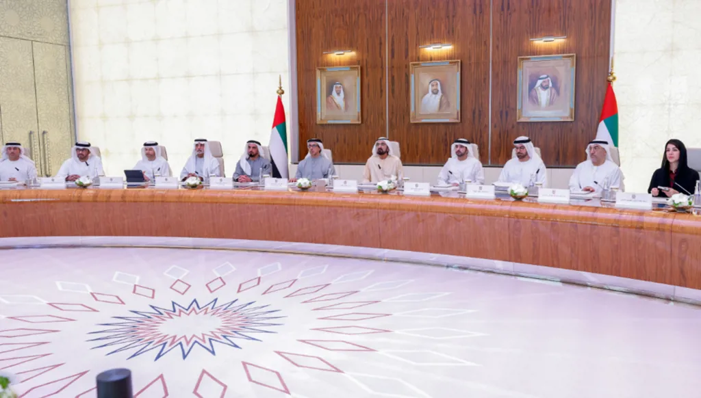 الإمارات تستهدف تحويل 50% من الخدمات الحكومية إلى الذكاء الاصطناعي المساعد