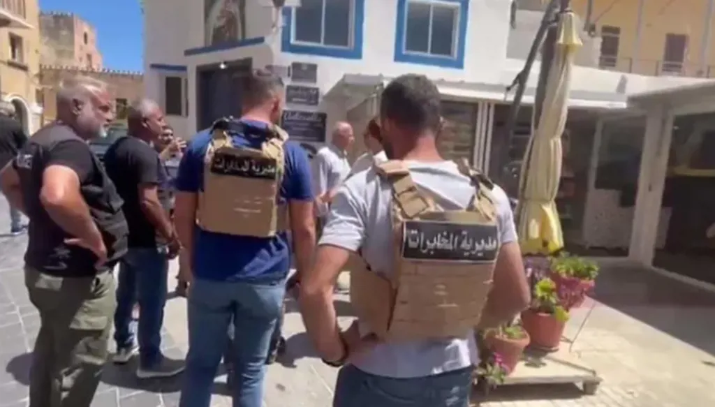 لا مسلحين في الحارة المسيحية في صور