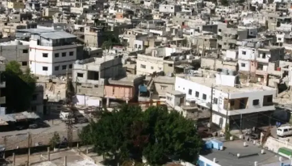إصابة ضابطين في الأمن الوطني الفلسطيني بإطلاق نار داخل مخيم عين الحلوة
