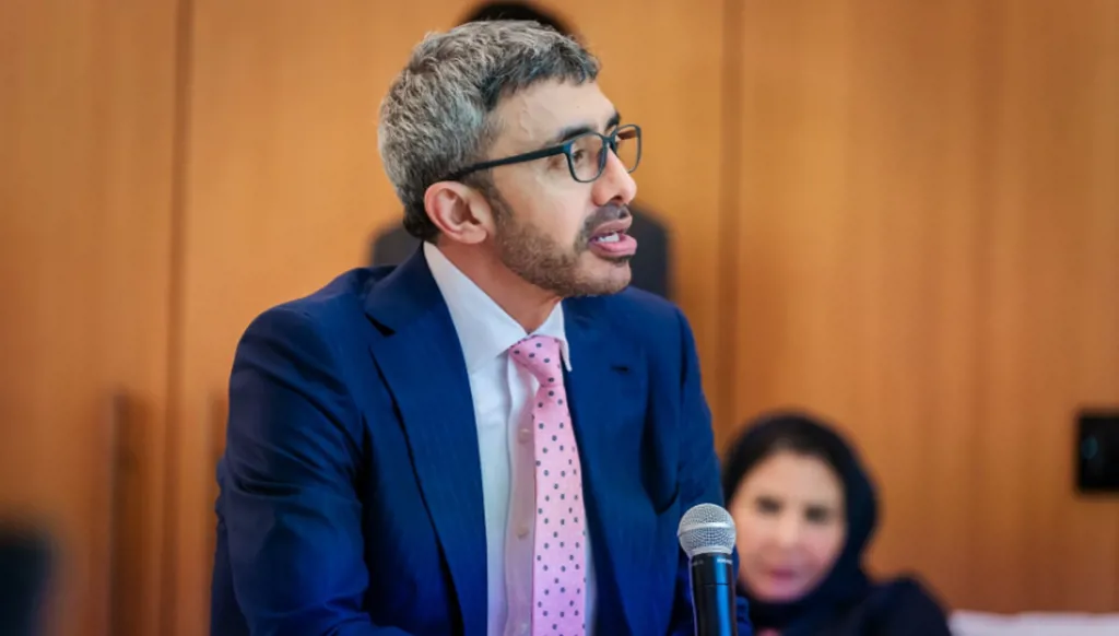 عبدالله بن زايد يحضر أول نسخة من "المجلس الإماراتي للاستثمار" في نيويورك