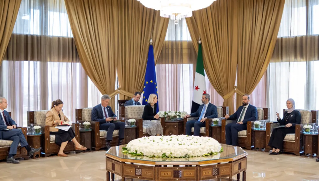  وزير الخارجية السوري أسعد الشيباني يستقبل نائبة رئيس المفوضية الأوروبية كايا كالاس (سانا). 
