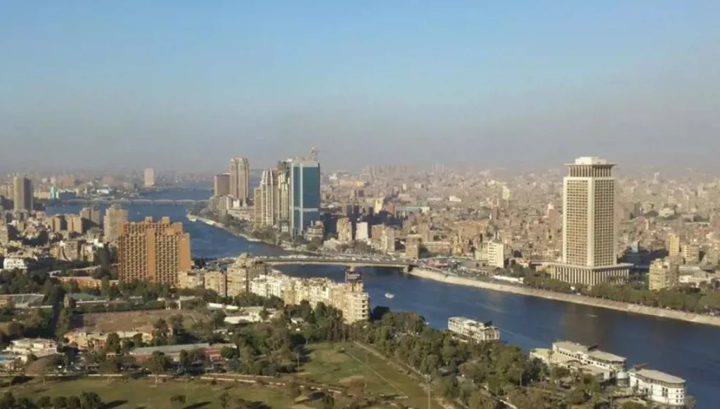 "موديز" ترفع تصنيف مصر الائتماني درجة وتبدي نظرة مستقبلية إيجابية