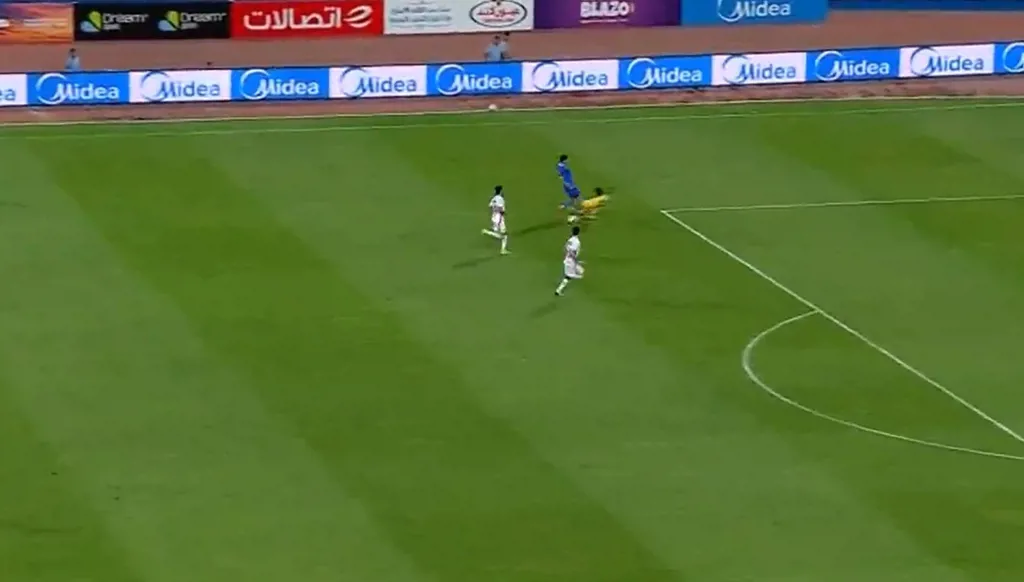 فضيحة تحكيمية في مباراة الزمالك وبترول أسيوط (فيديو)