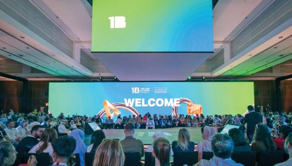 قمّة المليار: كيف تتحوّل المنصّات إلى محرّكات لبناء المسارات المهنية وصناعة المصداقية؟