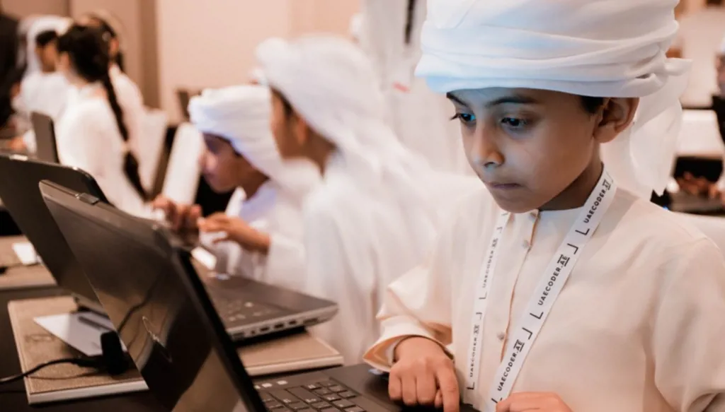 التحوّل الرّقمي في التّعليم بالإمارات لتعزبز جودة الخدمات ورفع الكفاءة