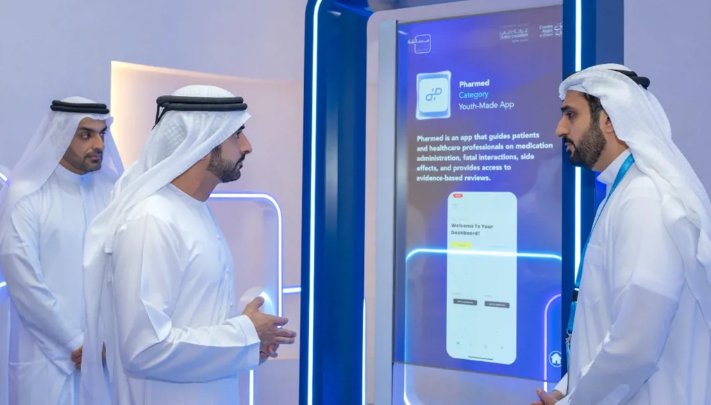 تعزيزاً للاقتصاد الرقمي... دبي تطلق 32 تطبيقاً جديداً بدعم من غرفتها