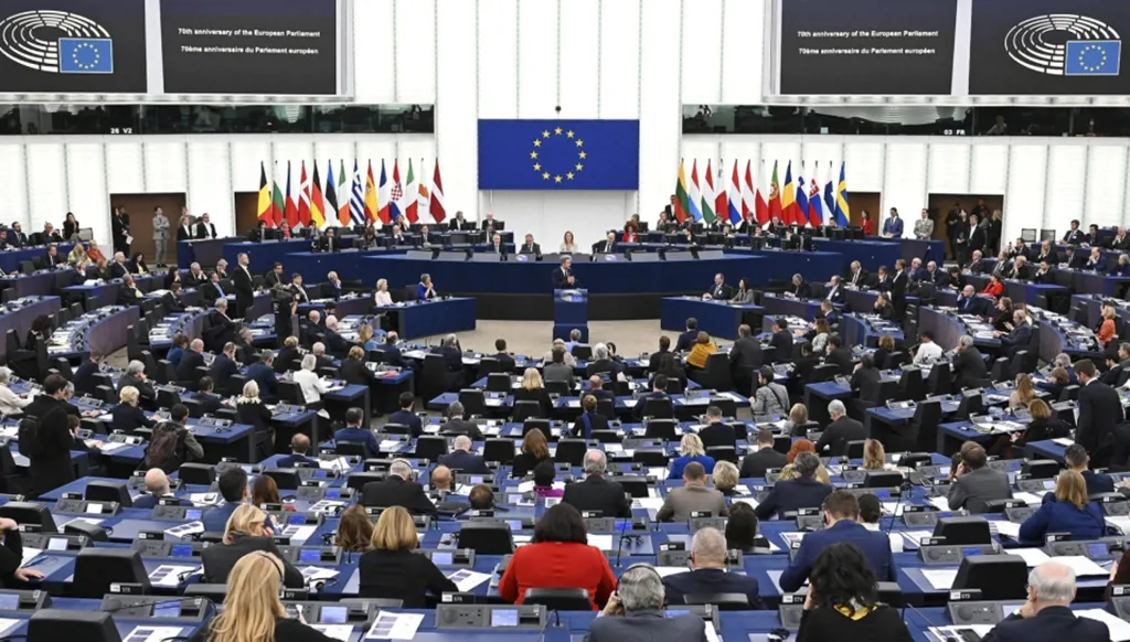 مخاوف أمنية تدفع البرلمان الأوروبي لحظر الذكاء الاصطناعي على أجهزته الرسمية