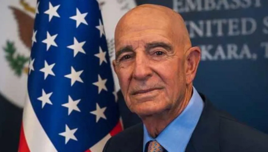 "حفيد مهاجرين لبنانيين"... من هو السفير توماس باراك الذي عيّنته واشنطن مبعوثاً خاصّاً إلى سوريا؟