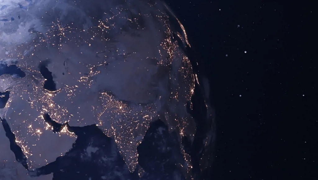 ماسك يراهن على الفضاء.. هل يودّع العالم مراكز البيانات الأرضيّة؟