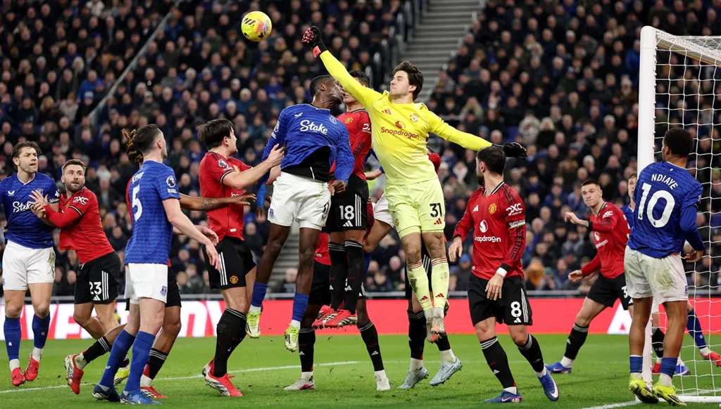 سيني لامنس اللّمسة التي أكملت "لوحة" كاريك الفنيّة