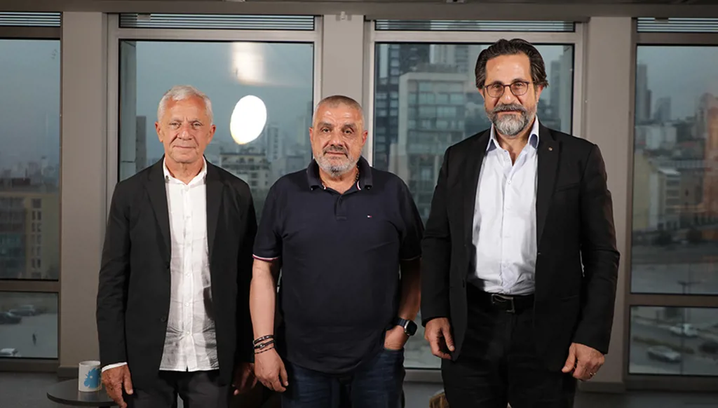 اللبنانيان حجار وتشوبوليان يخوضان مغامرة "ماراثون الرمال" لدوافع إنسانية