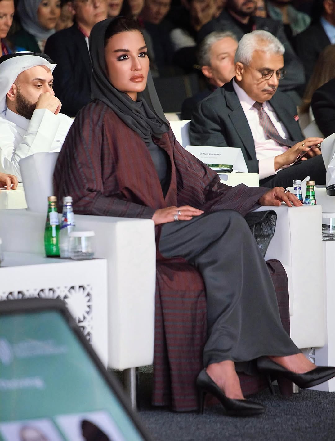 اطلالة الشيخة موزة في قمة الطبّ الدقيق ومستقبل الجينوم في الدوحة (انستغرام)