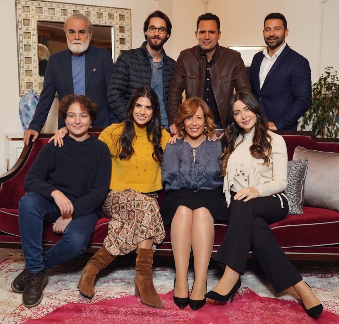  الممثلة اللبنانية كارمن بصيبص بدور ثريا في مسلسل عروس بيروت (الصورة من حسابها في إنستغرام) 
