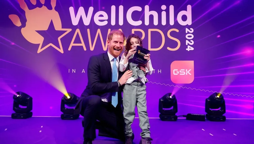 الأمير هاري يعود في ذكرى رحيل الملكة... الأنظار تتجه إلى لقاء محتمل مع العائلة