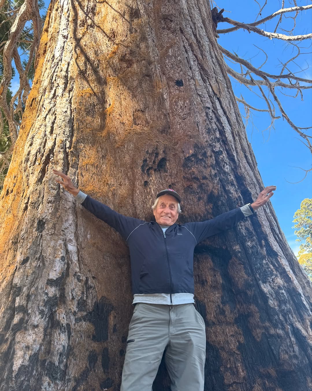 الممثل مايكل دوغلاس (الصورة من حسابه في إنستغرام)