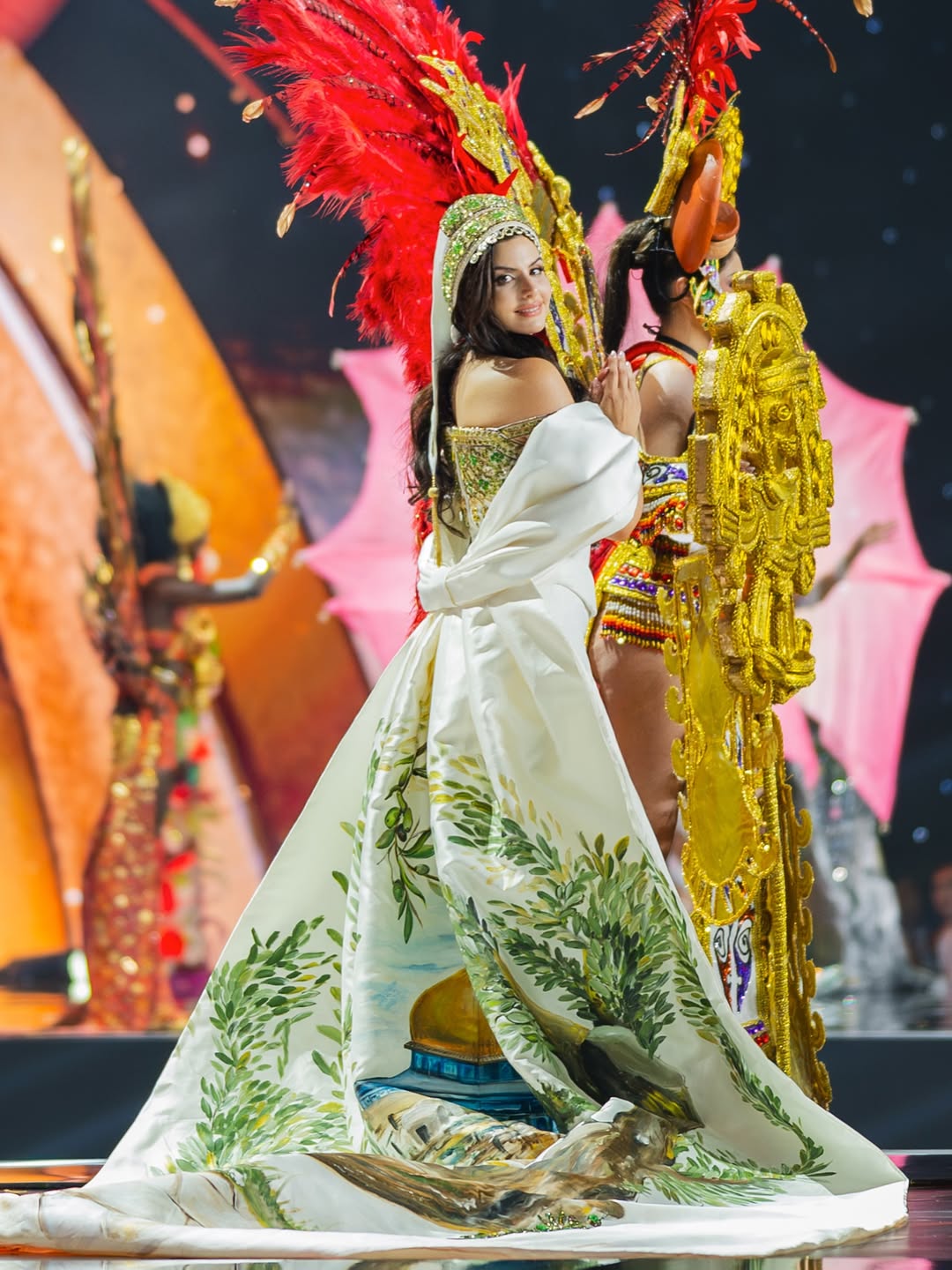 ملكة جمال فلسطين نادين أيوب (إنستغرام)