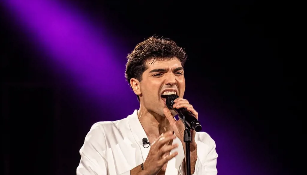 من هو جان سركيسيان الذي أبهر لجنة تحكيم "ذا فويس فلاندرز"؟ (فيديو)