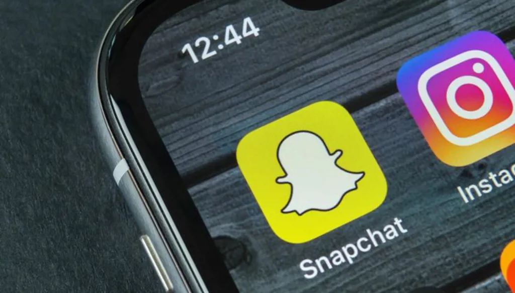 نموّ وأرباح محدودة لـ"سناب شات" في الربع الرابع من العام