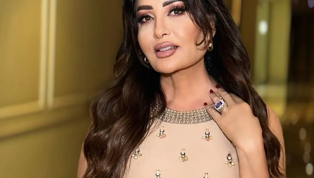 لطيفة التّونسية مكرّمة في ضيافة... وكلمة معبّرة عن الإمارات ولبنان (فيديو)