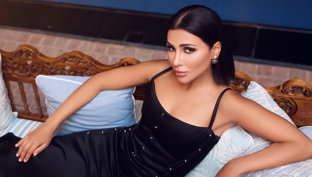 مهيرة عبدالعزيز تُعلن طلاقها: خيانة وخسارة ابنتي يسمة ولكن... (فيديو)