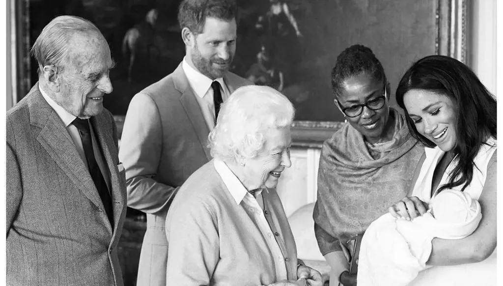 وثائق رفعت عنها السرية... جاسوس في قصر باكنغهام والملكة إليزابيث لم تعلم بأمره