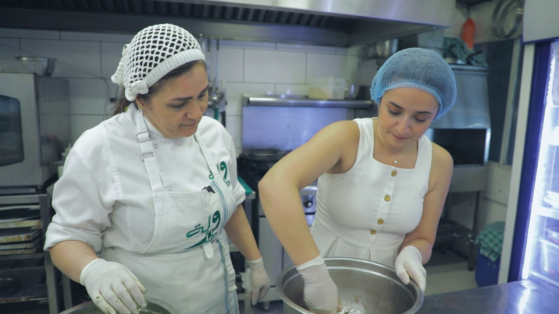 مطعم طاولة (النهار)