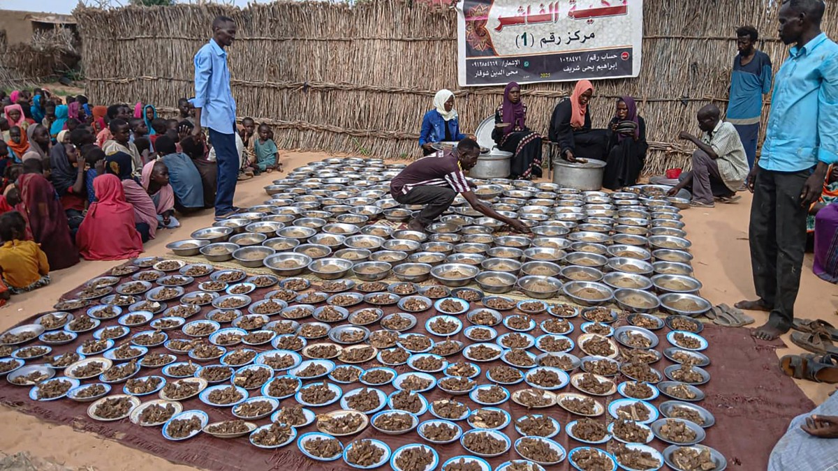 الجوع يهدّد حياة الآلاف في الفاشر (أ ف ب)