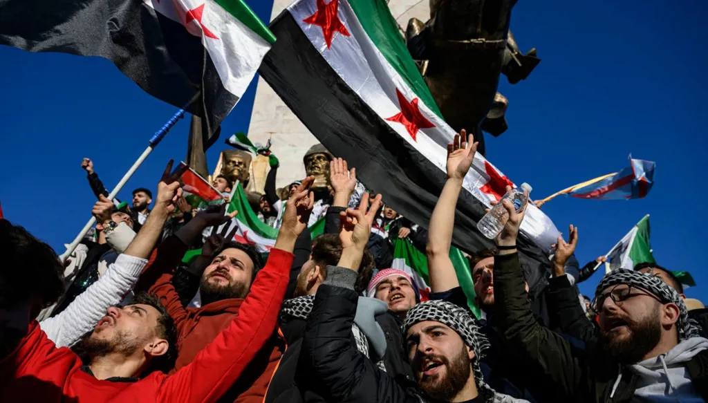 بين سقوط الأسد وعودة ترامب... خلط الأوراق يتسارع في الشرق ‏الأوسط