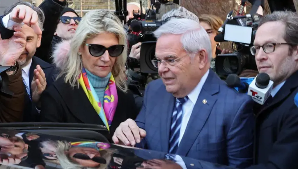 إدانة زوجة السناتور الأميركي السابق بوب مينينديز بتهمة الرشوة