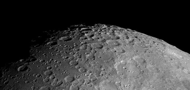 سطح القمر (أرشيفية).