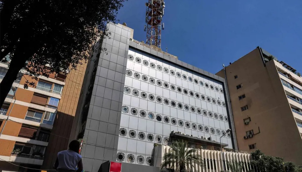 عون: أرشيف تلفزيون لبنان كنز وطنيّ (فيديو)