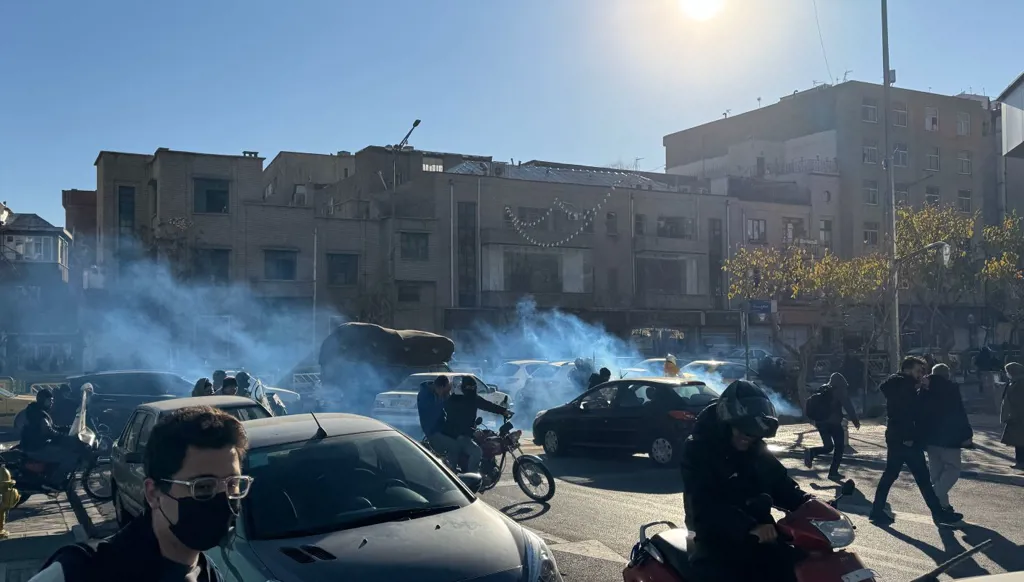 متى تدخّل الموساد في احتجاجات إيران؟