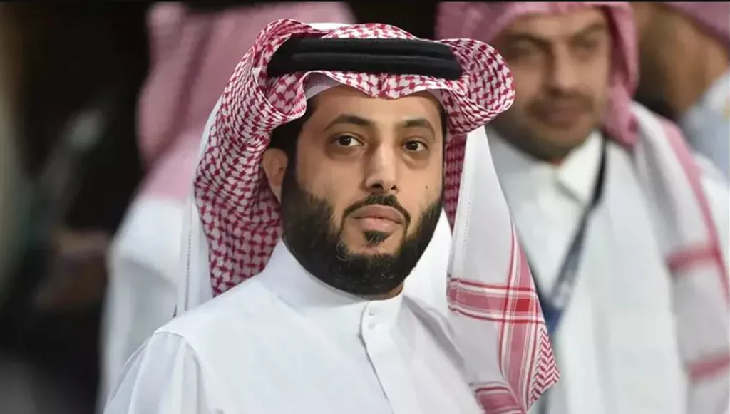 سر تراجع تركي آل الشيخ عن تصريحاته بشأن مانشستر يونايتد
