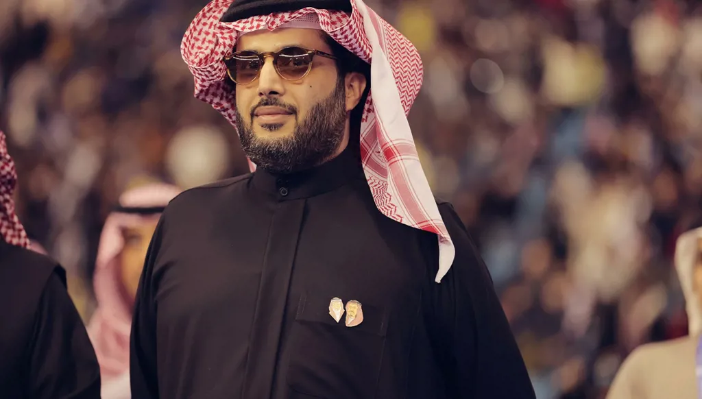 نادر نور برسالة امتنان مؤثّرة إلى تركي آل الشّيخ وعمرو دياب